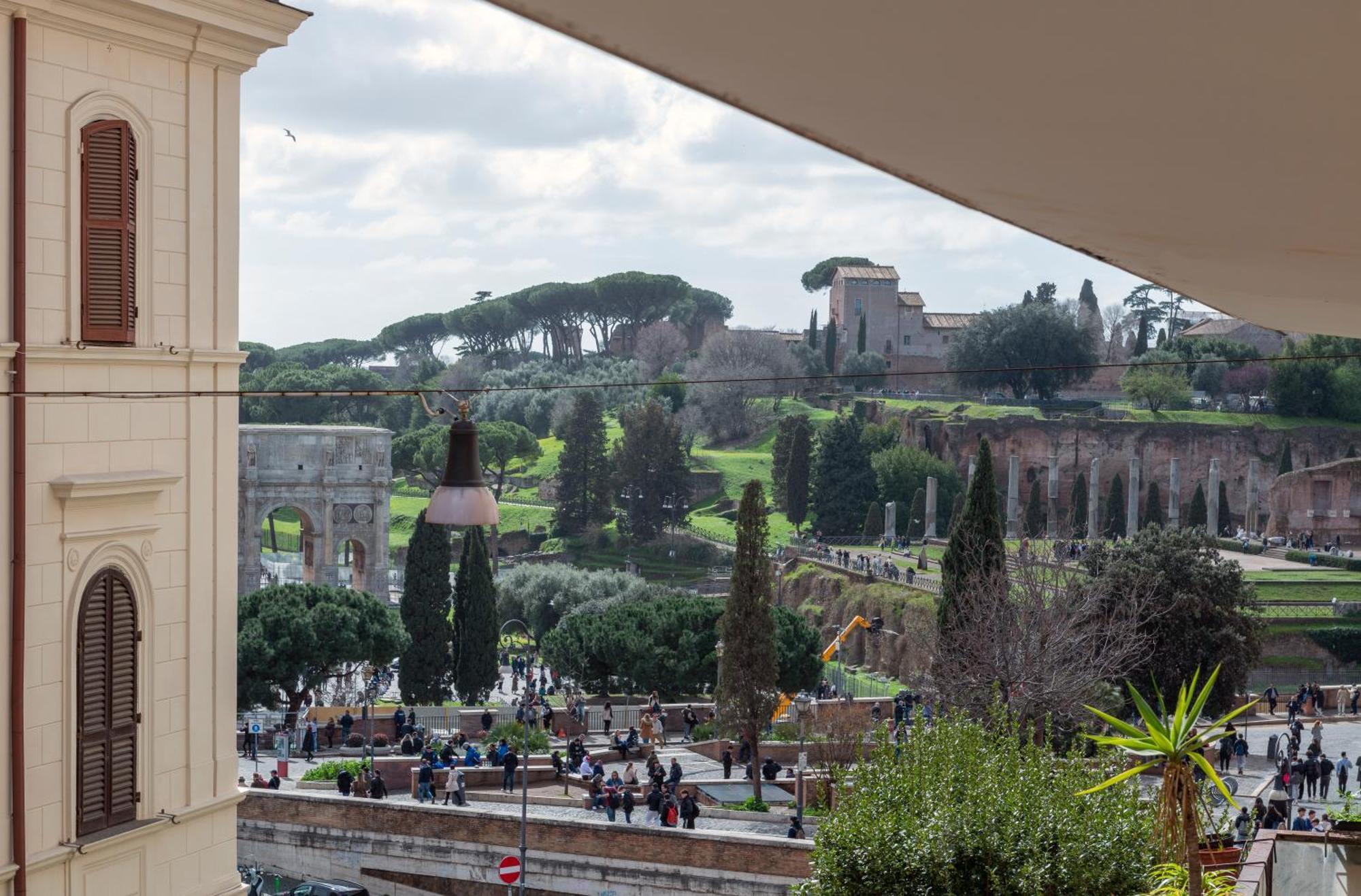 Colosseo Flats And Penthouse روما المظهر الخارجي الصورة