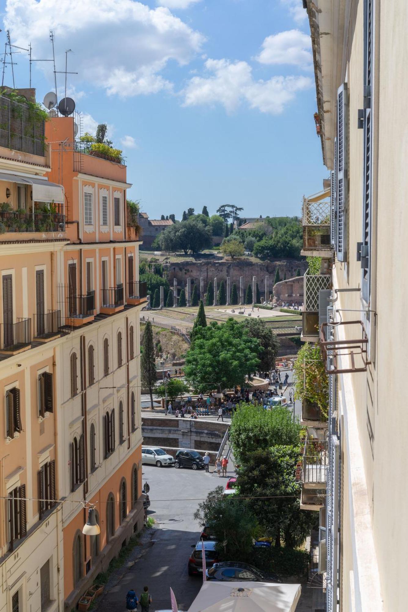 Colosseo Flats And Penthouse روما المظهر الخارجي الصورة